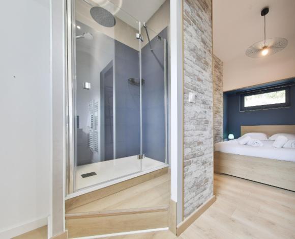 La Peniche De Fabrice Avec Jacuzzi Privatif Apartment Strasbourg Room photo